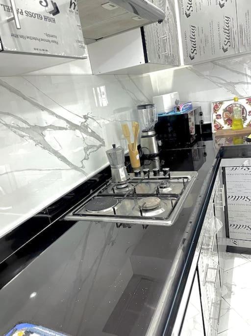 Apartment Berriko แทนเจียร์ ภายนอก รูปภาพ